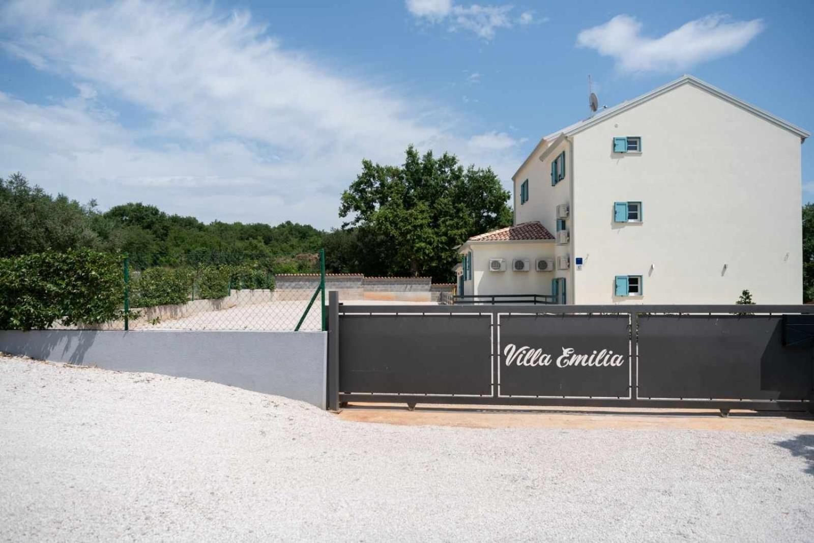 Villa Emilia 2 Umag Exterior foto